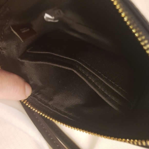 COACH Wristlet Signature Design - Picture 2 of 3